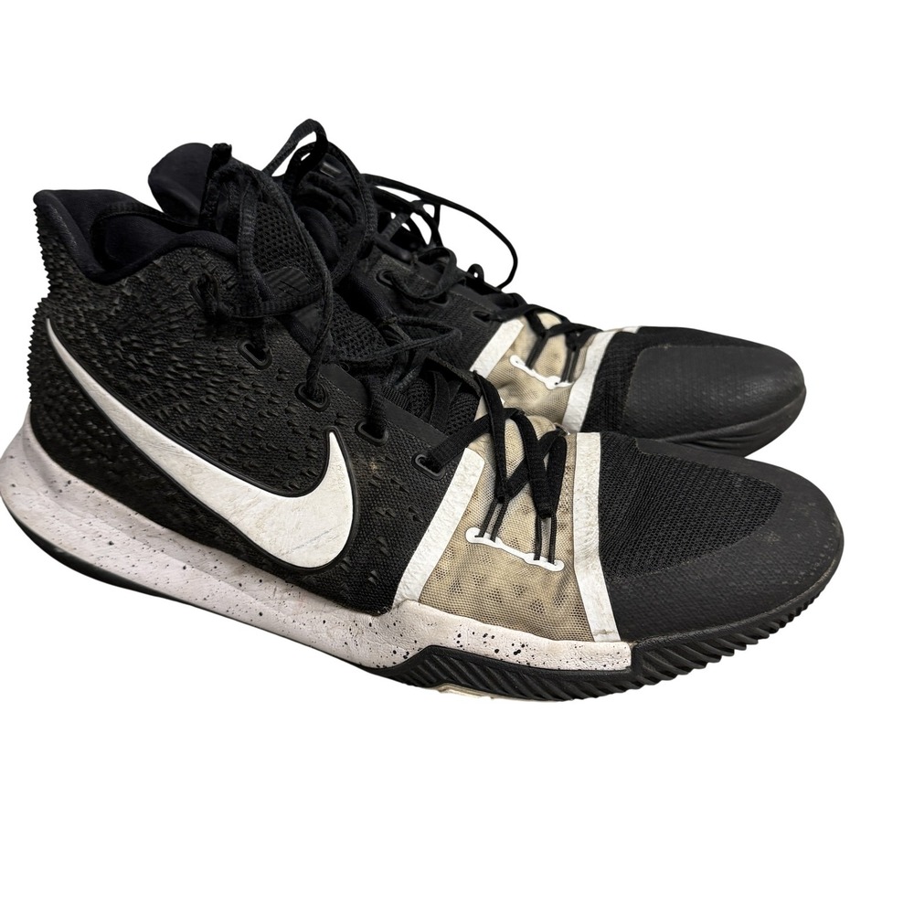 Nike Kyrie 3 Shoes‎ Mens Size 12.5 Black White Basketball Sneakers 897724-001